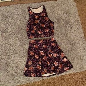 Hollister Two-Piece Set. Bottoms-XS Top-Small
